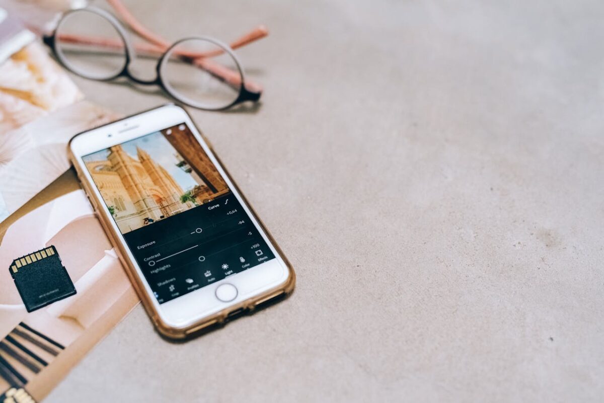 Optimizing the Storage Capacity of Smartphones Without Deleted Important Information