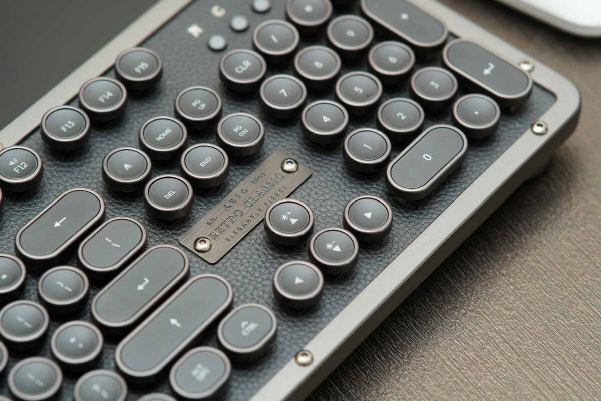 Mechanical Keyboard vs. Membrane Keyboard: Pros and Cons