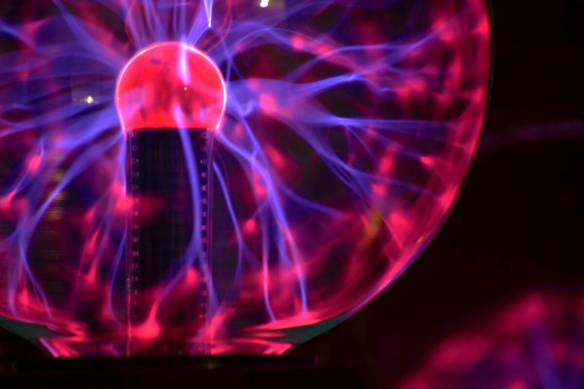 The Struggle to Create Fusion Energy: Is It Capable of Developing the Future?